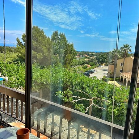 Grand Studio Avec Piscine Presqu'Ile De Giens Йер Экстерьер фото