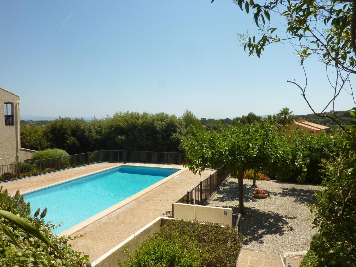 Grand Studio Avec Piscine Presqu'Ile De Giens Йер Экстерьер фото