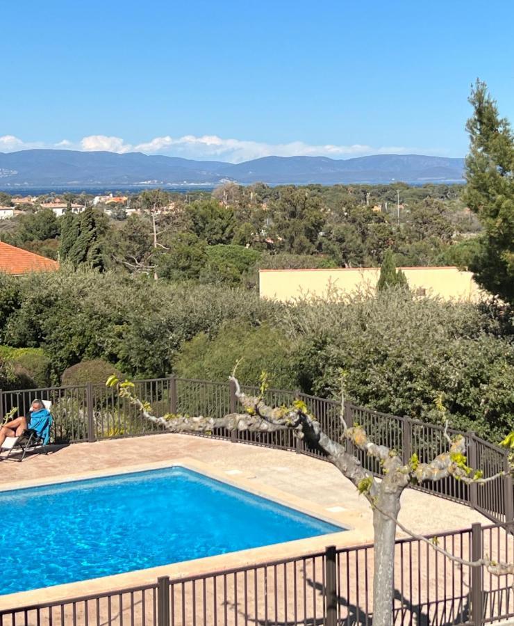 Grand Studio Avec Piscine Presqu'Ile De Giens Йер Экстерьер фото